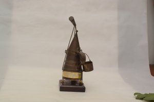 Bajuni coffee jug / Buli la kahawa